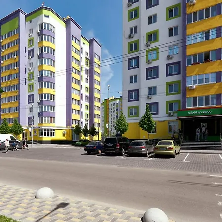 0131 Near Zhulyany Airport New Complex קייב
